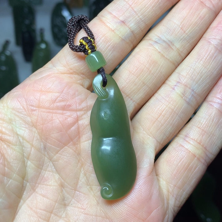 岫岩河磨玉（透闪石质玉）未镶嵌挂件
