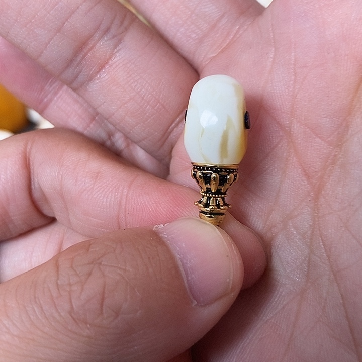 琥珀未镶嵌裸石我