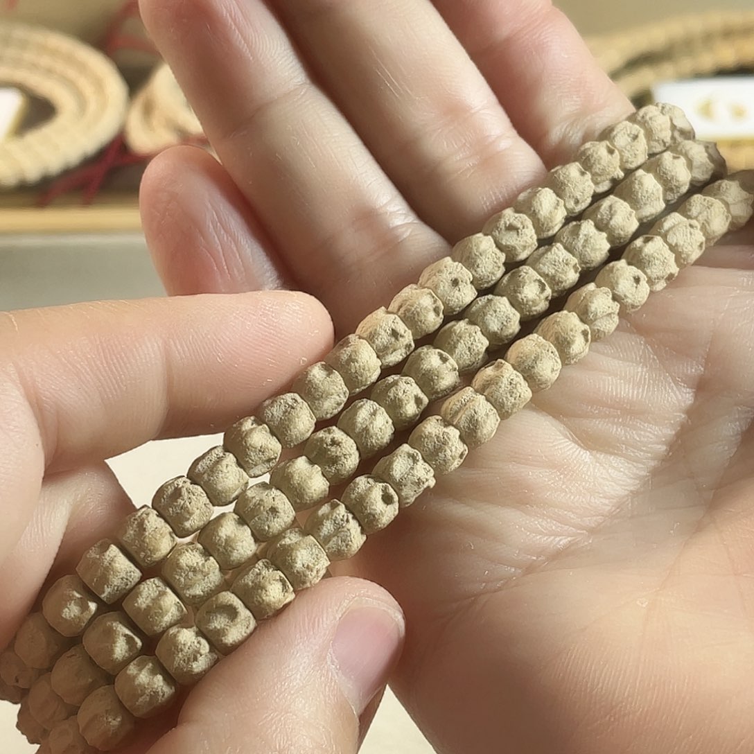 柏香籽/百香籽吊坠