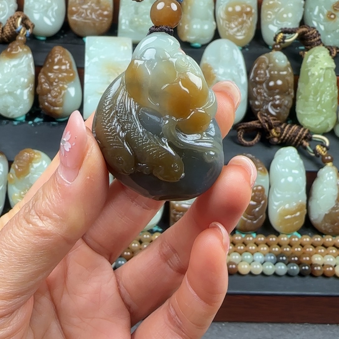 和田玉未镶嵌挂件