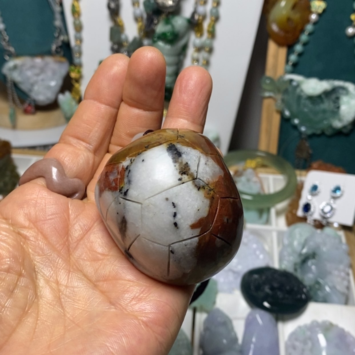 【闪购商品】蛇纹石玉吊坠未镶嵌