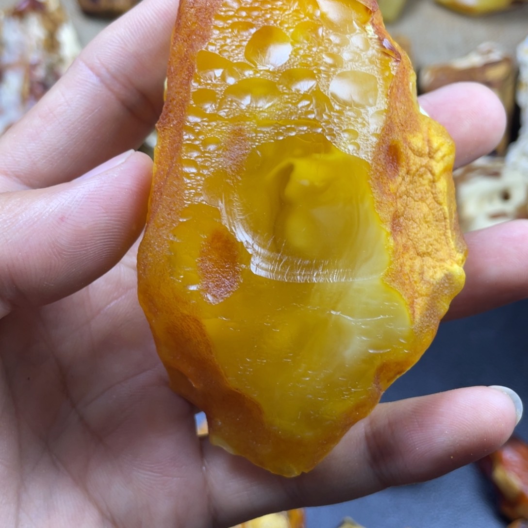 定制琥珀未镶嵌一**过定制