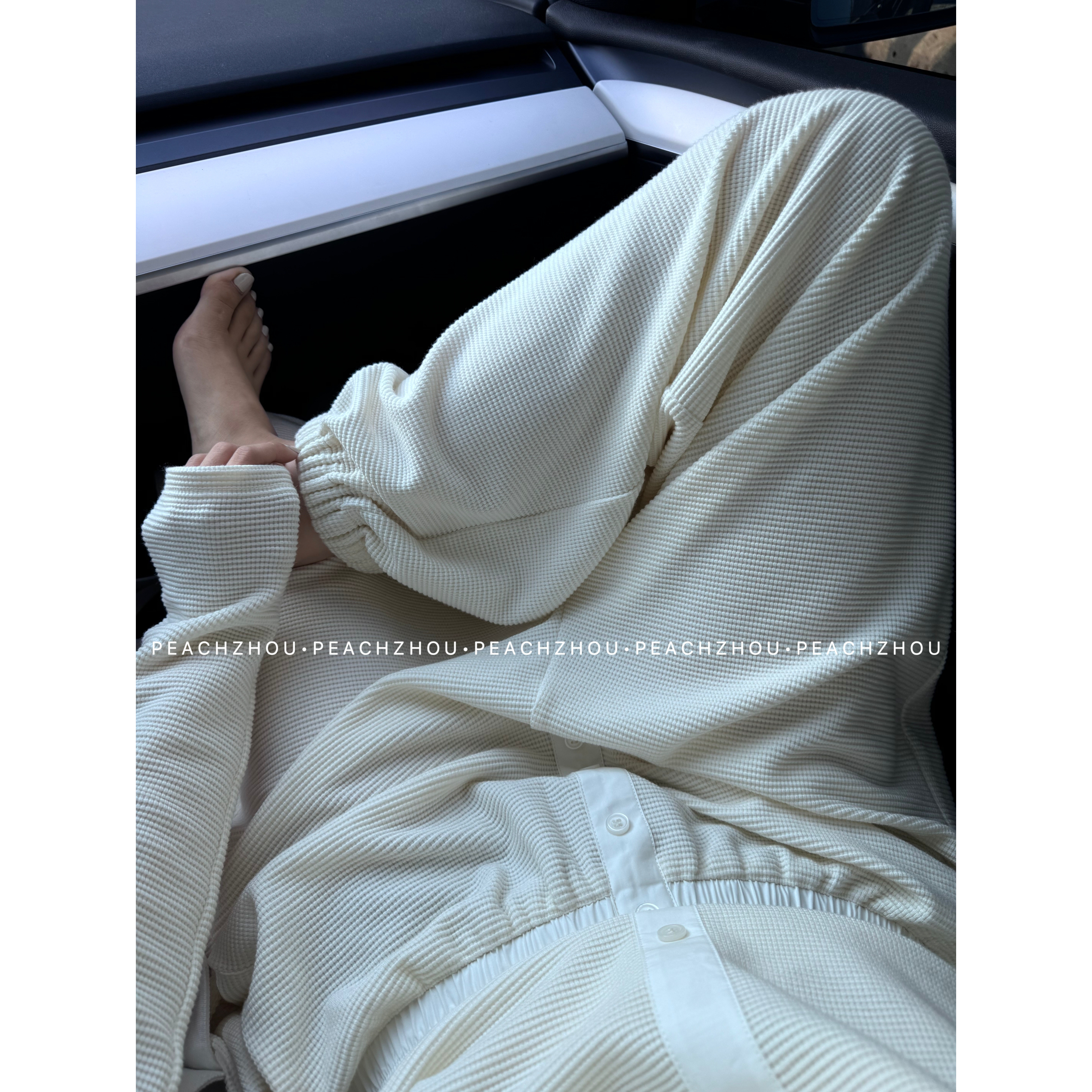 『PEACHZHOU』华夫格四粒扣宽松直筒休闲束脚卫裤松紧腰运动长裤女