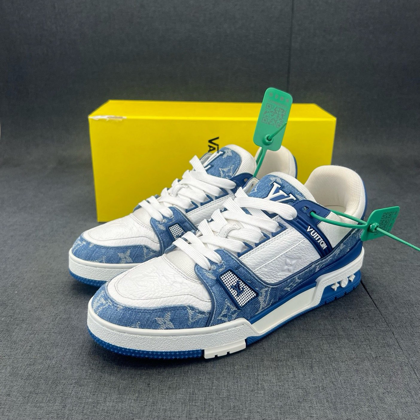 95新 LouisVuitton/路易威登 码数41 lv trainer 白蓝牛仔原盒