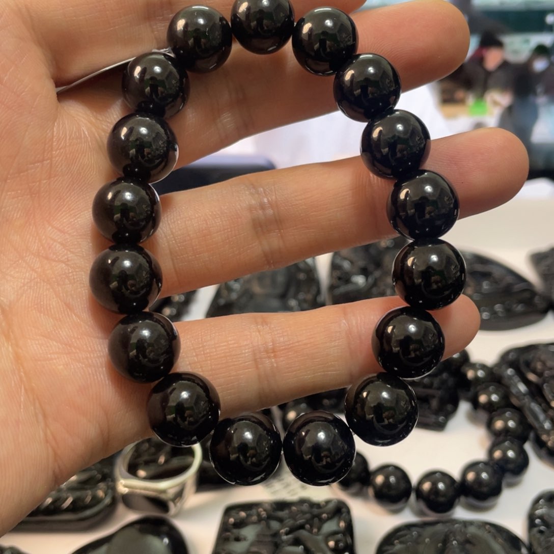 翡翠吊坠(不含链)未镶嵌卡12左右