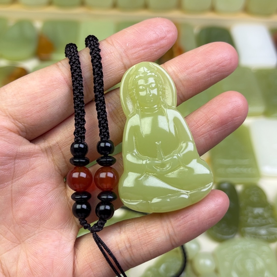 新疆昆仑山料观音