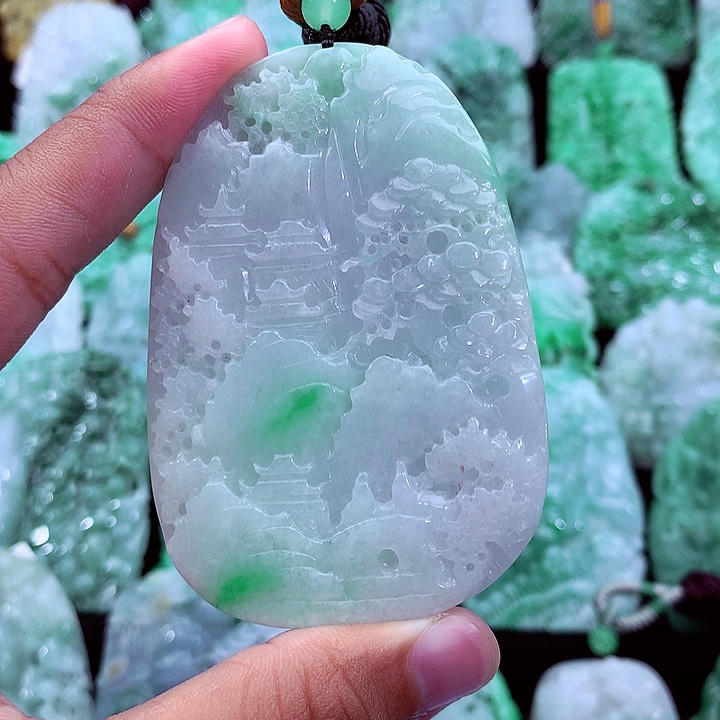 吊坠(不含链)未镶嵌翡翠