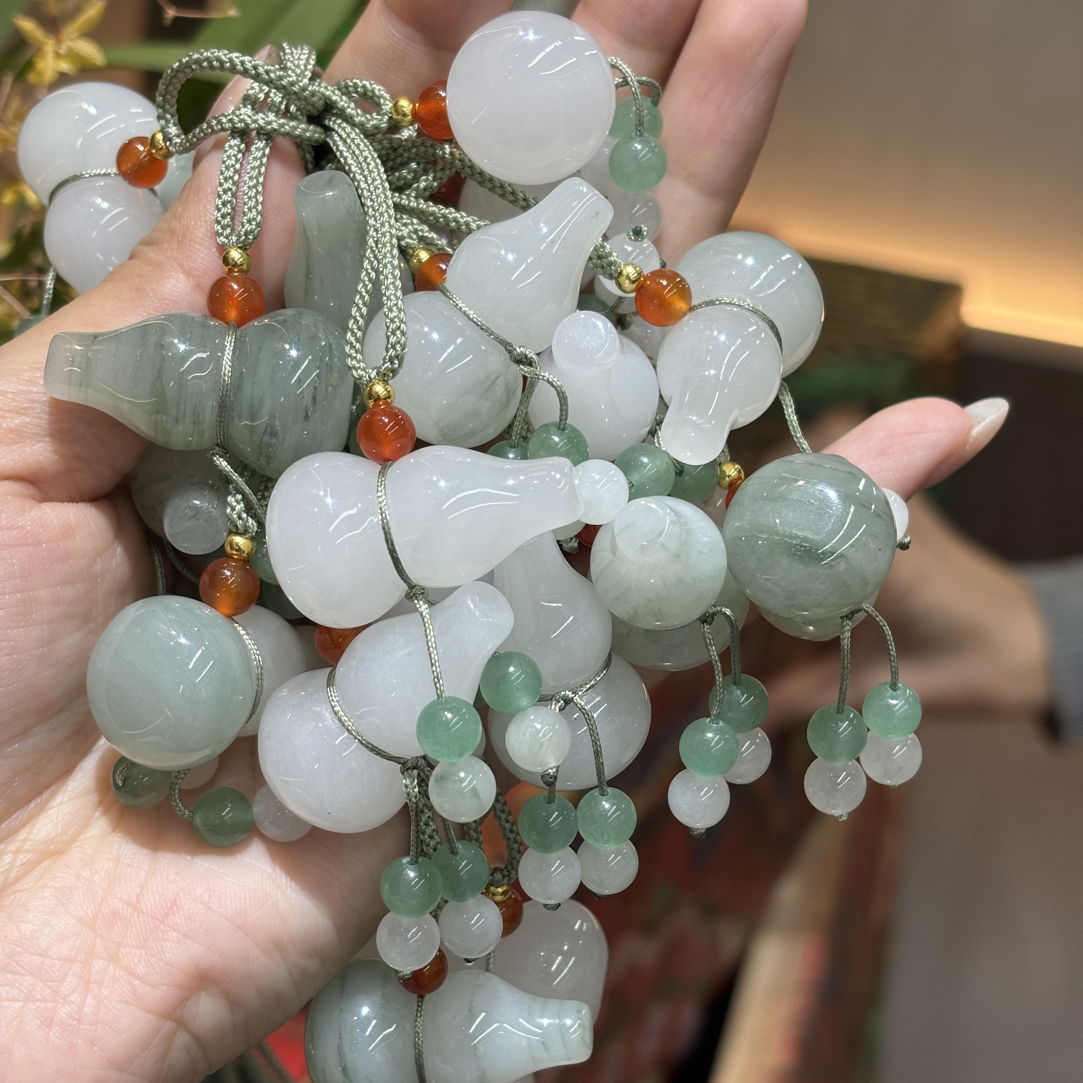 123101wm 金丝玉葫芦吊坠 约31.8*17.9mm 多样性发其一