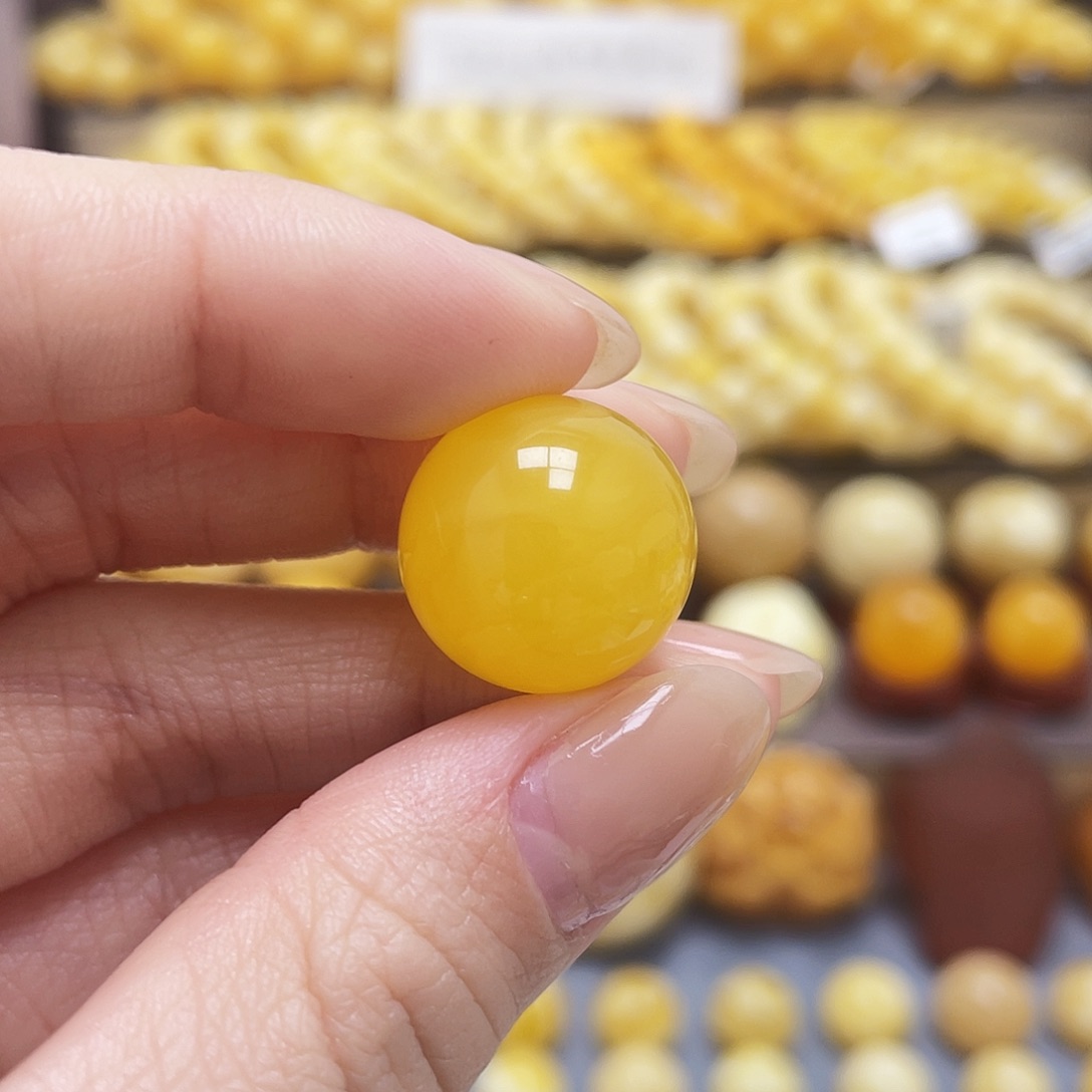 琥珀裸石未镶嵌焦皮鸡油黄圆珠17.5mm