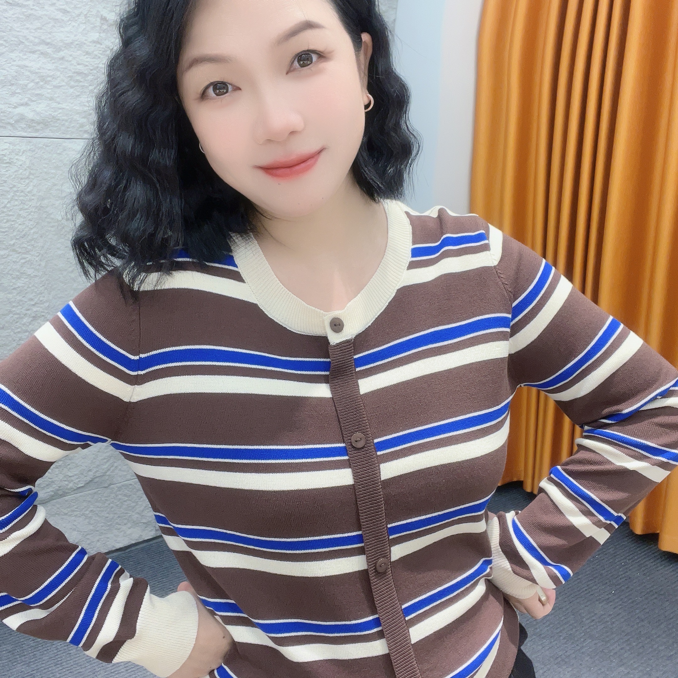 5522秋冬季新款撞色针织假开衫【大米家】宽松型条纹琥珀流光~时尚