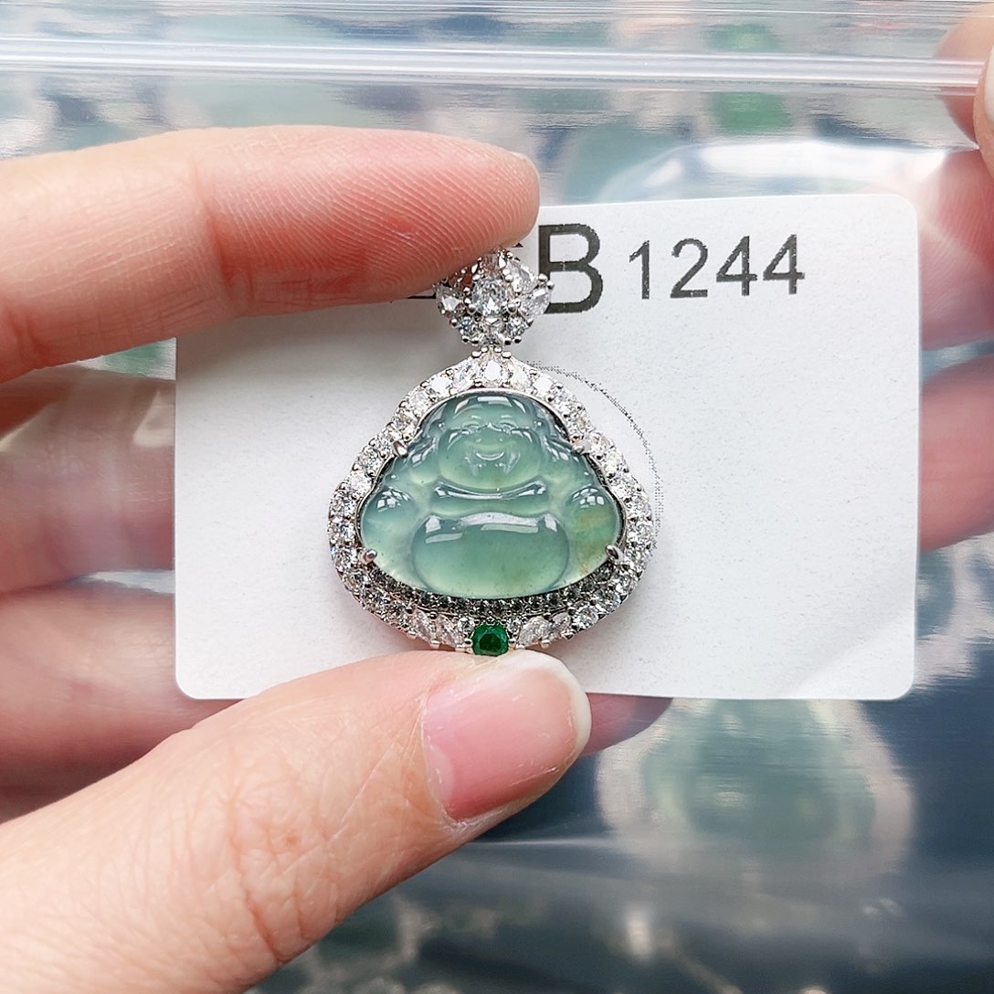 翡翠颈饰未镶嵌翡翠1244