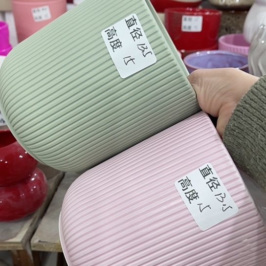 多肉绿植陶瓷花盆9.9包邮，有孔