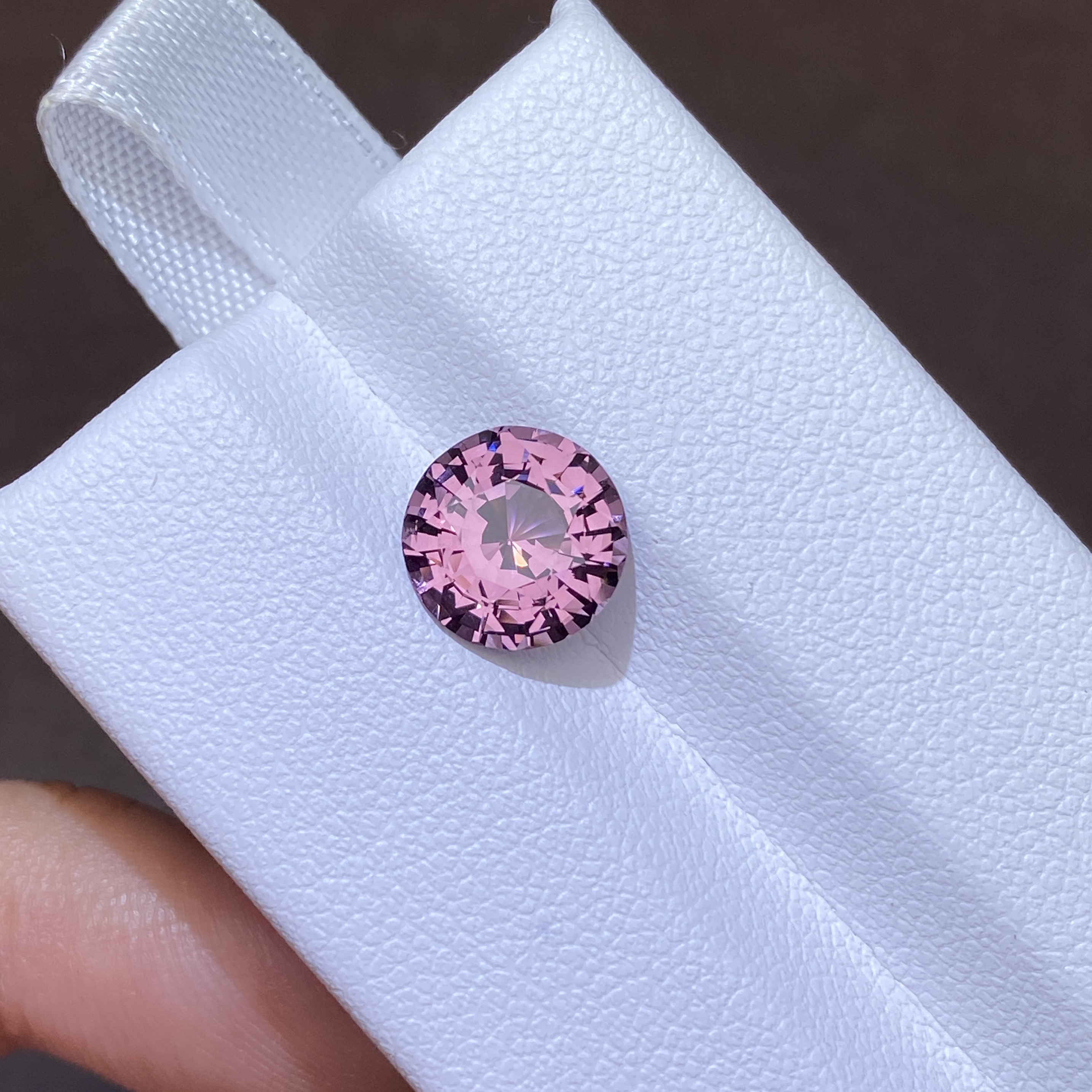 25B066 马亨盖尖晶宝石 2.71克拉