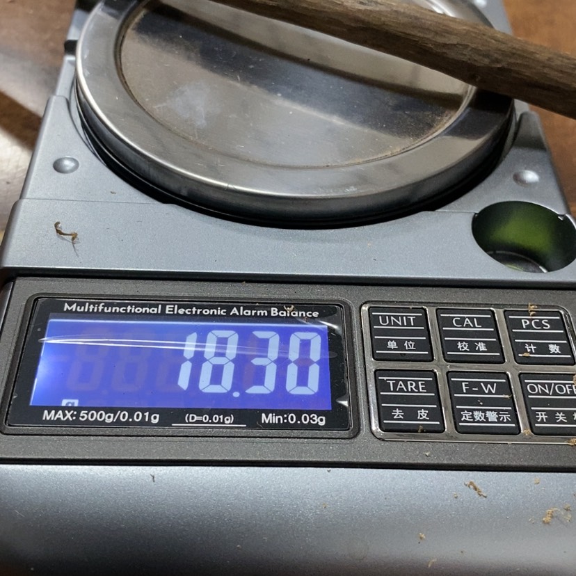 【闪购商品】越南芽庄树心香料一块（017