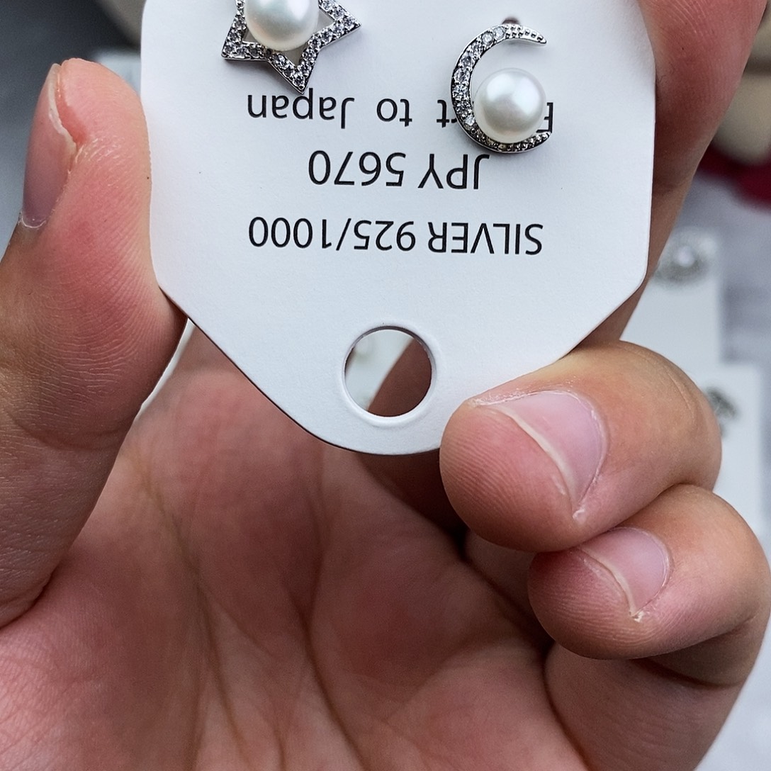 淡水珍珠耳饰未镶嵌