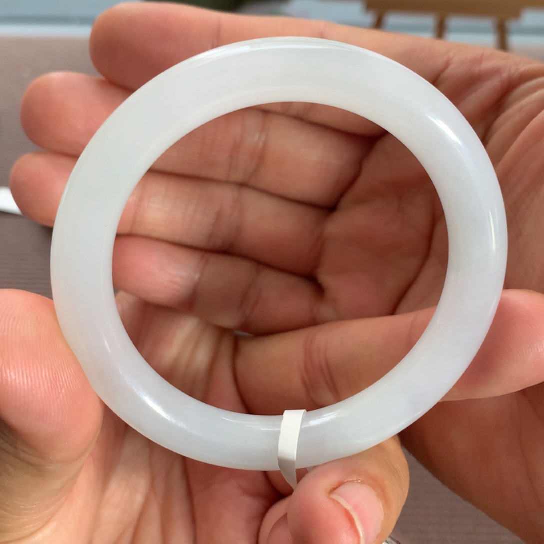 翡翠手镯未镶嵌2号