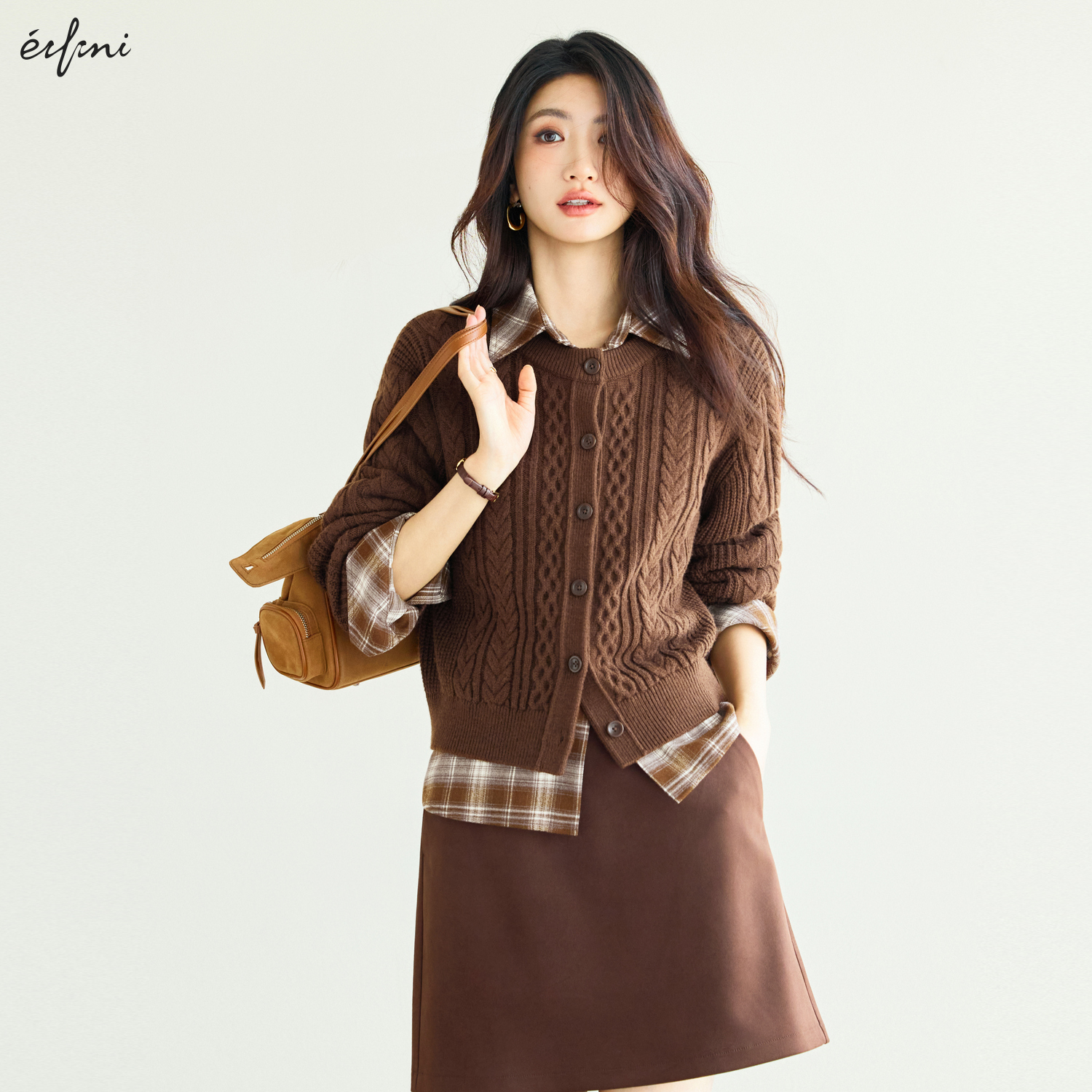 蒋欣代言伊芙丽圆领麻花厚实羊毛针织开衫25冬新复古1GA932431