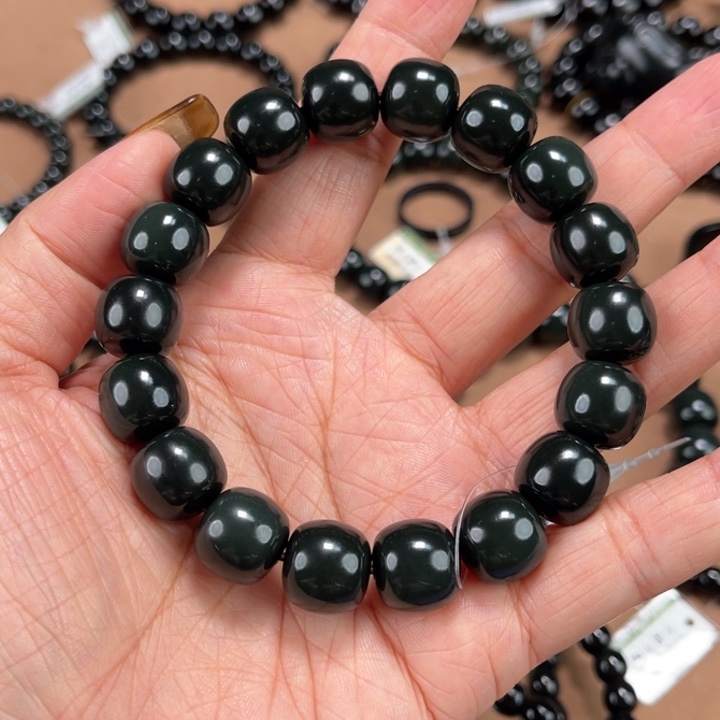 小***主和田玉未镶嵌手链13