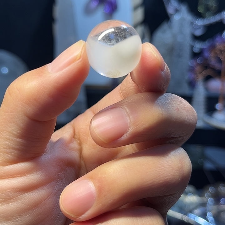 未镶嵌水晶颈饰天然白水晶小球