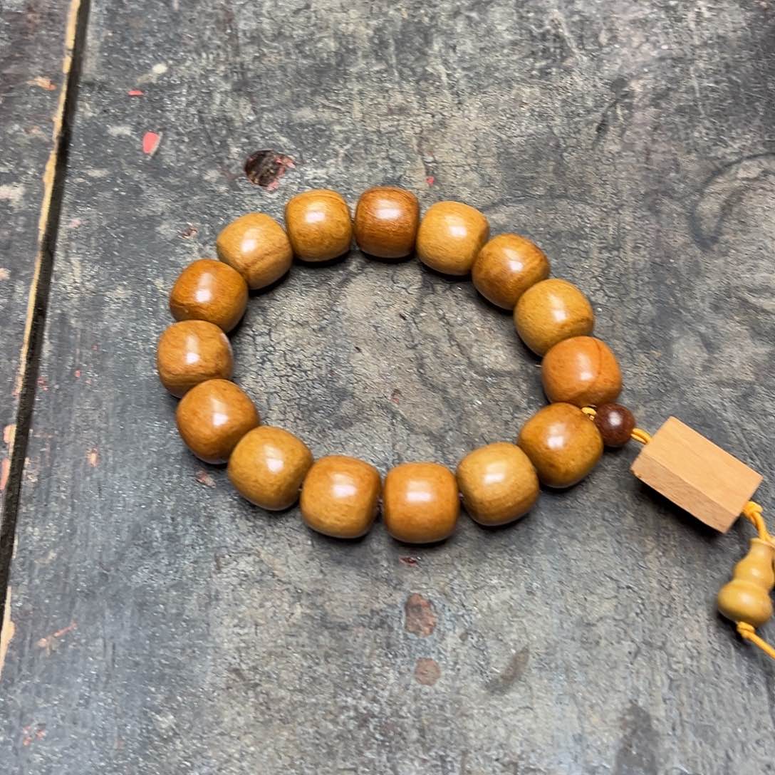 大叶紫檀（黑酸枝木类）