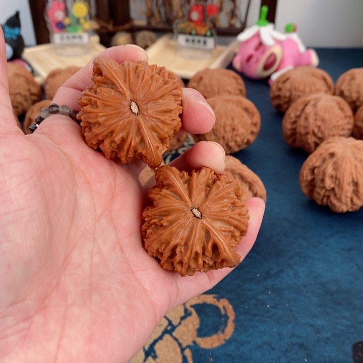 文玩核桃把件全品山地磨42