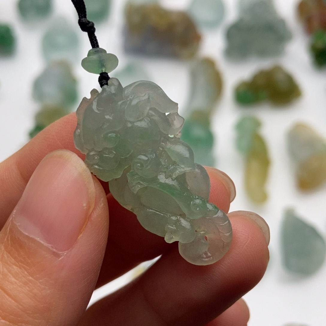 定制翡翠未镶嵌124688789