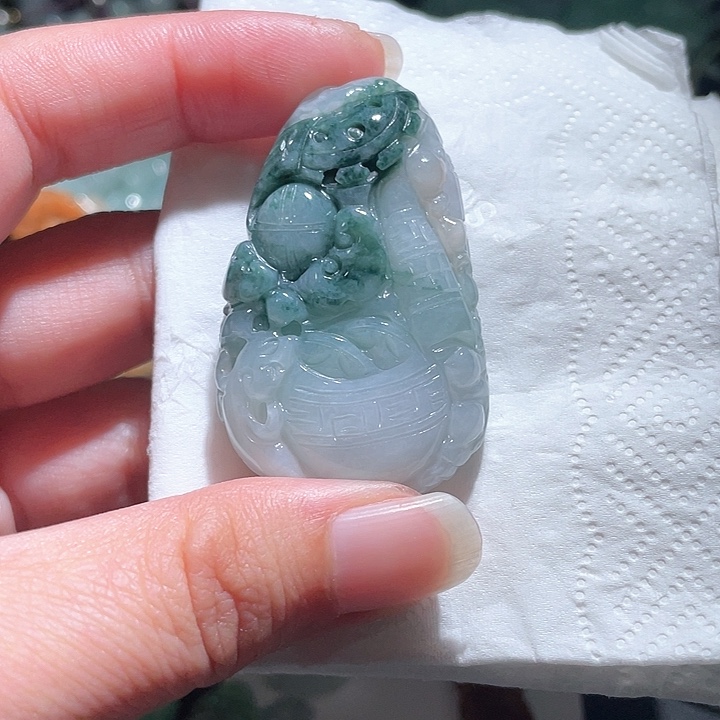 颈饰未镶嵌翡翠天