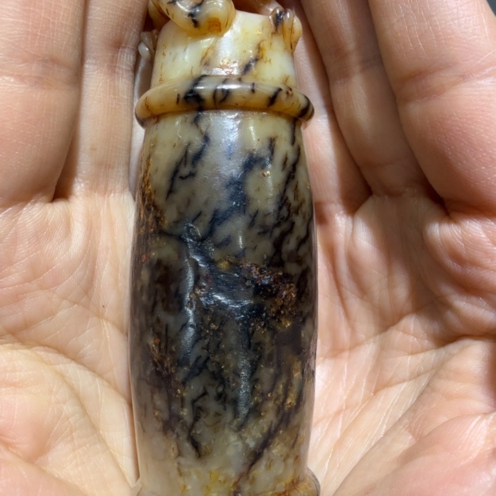 泱***夏和田玉未镶嵌挂件