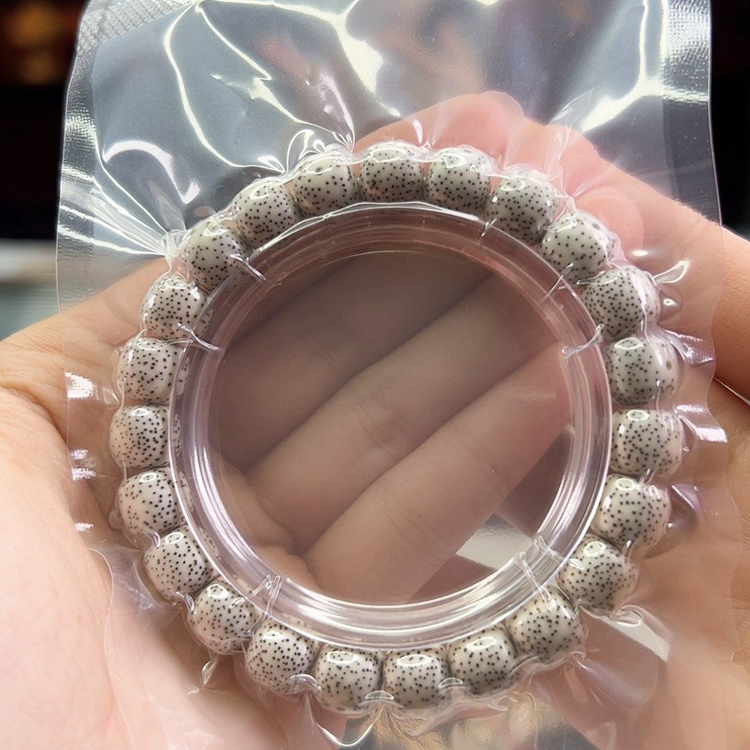 手串星月菩提Fqh10*9原白 大光头留白 针尖星 