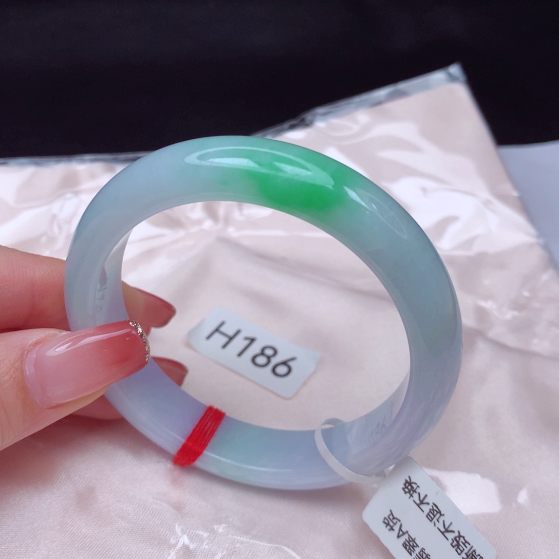 翡翠手镯未镶嵌手镯55