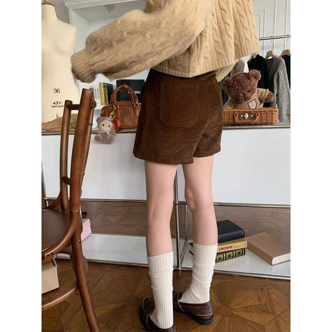 咖色灯芯绒短裤女秋冬季2025新款设计感小众高腰显瘦a字阔腿靴裤