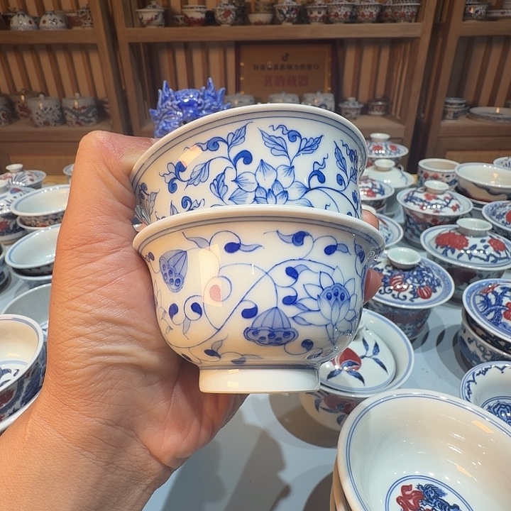 瓷片哈哈哈哈哈哈哈