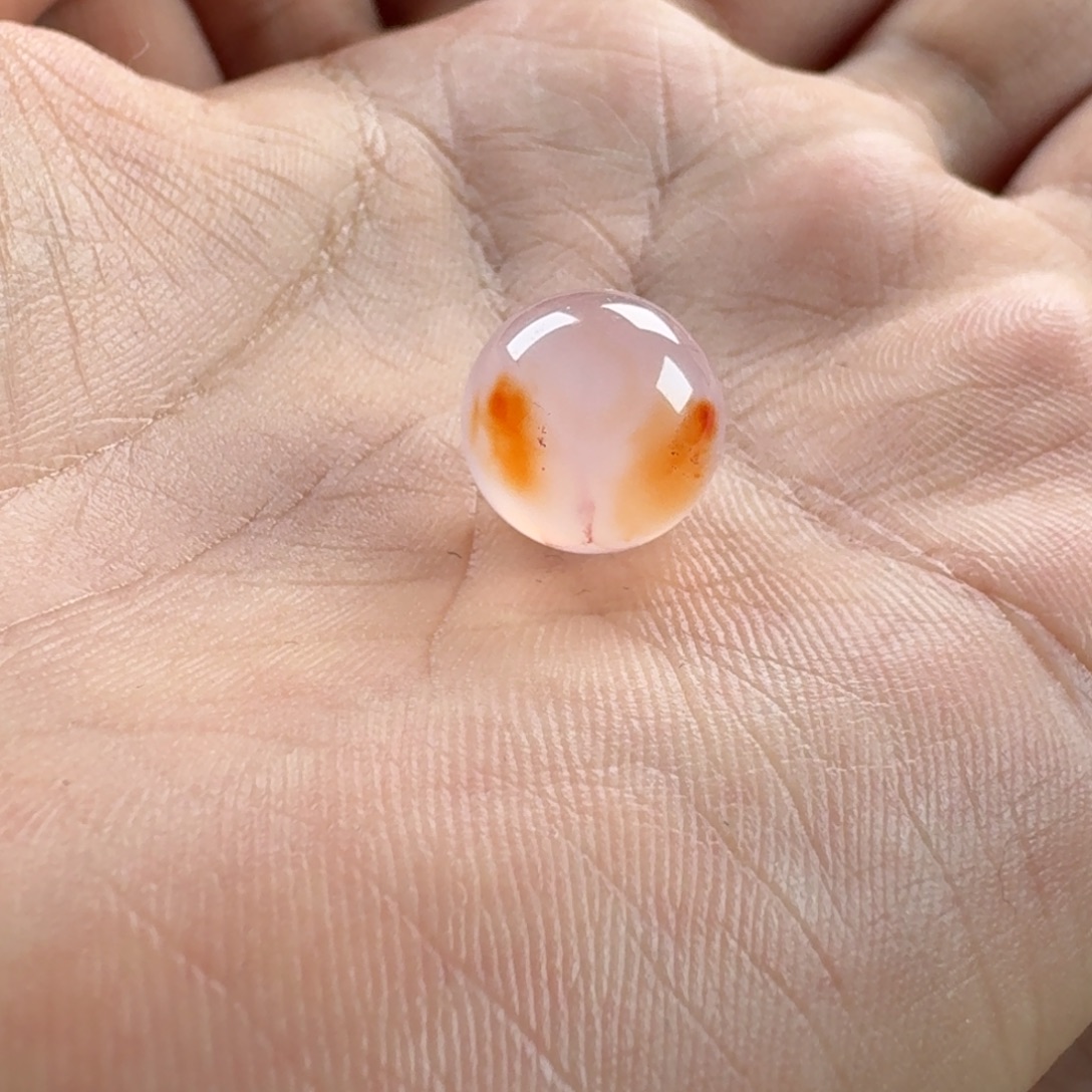 南红玛瑙未镶嵌冰飘圆珠12.2