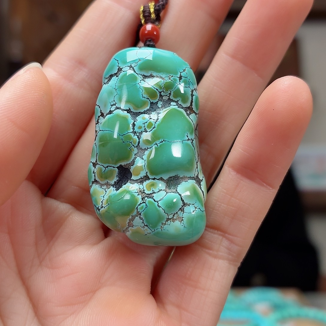 未镶嵌绿松石珠宝奇石