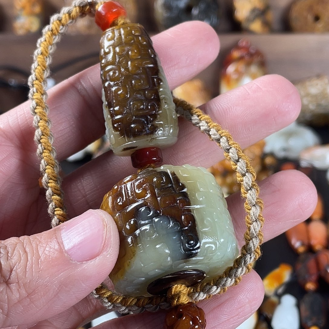 和田玉颈饰未镶嵌南*客