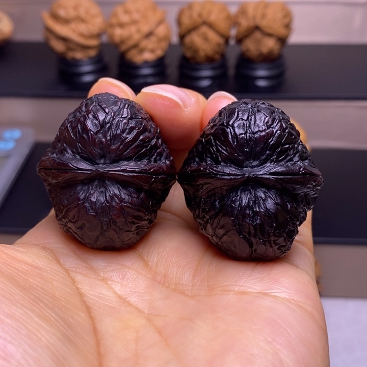 文玩核桃把件金锭子地闷35