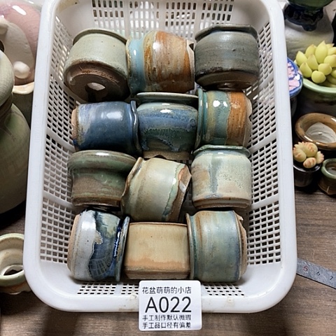 紫砂花盆022微瑕品口径3到4左右