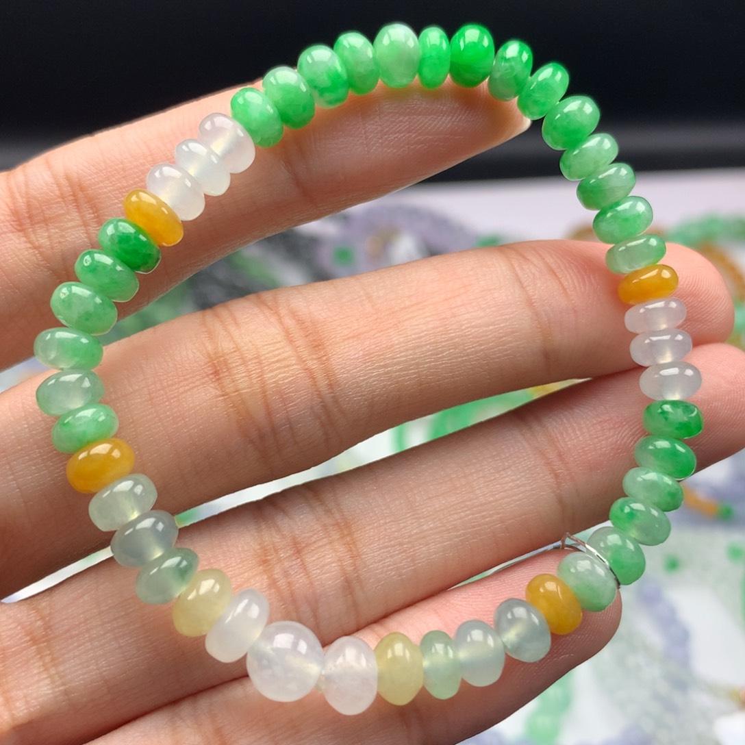 翡翠手链未镶嵌木**我卡