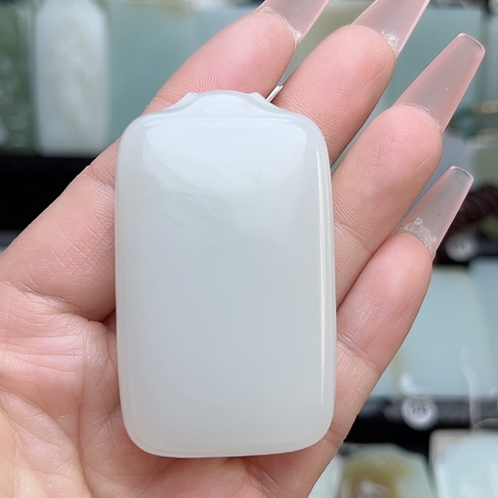 和田玉颈饰未镶嵌玉*玩