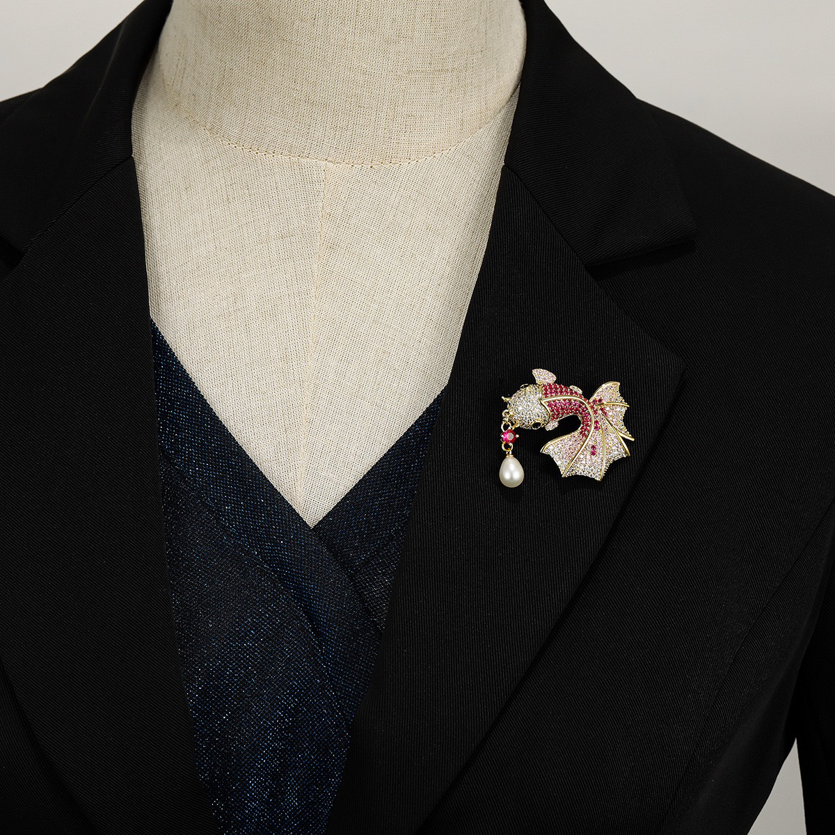 铜锆石胸针 动物女胸针百搭素款高档复古轻奢时尚