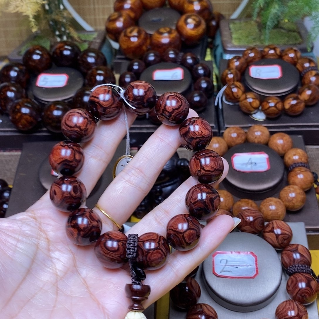 乐***清花梨木类1.8-1.8-1.8