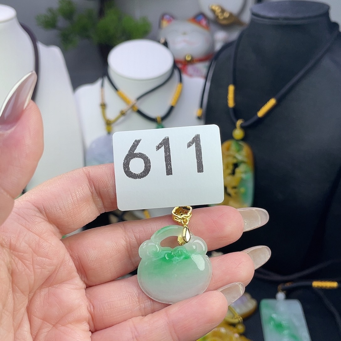 翡翠银S925镀金镶嵌吊坠(赠链)