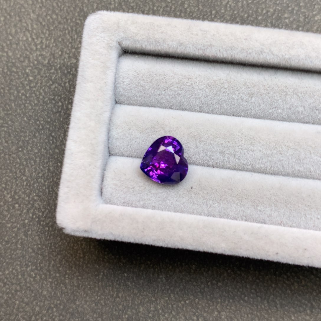 蓝宝石裸石未镶嵌无烧紫色蓝宝石2.39ctg130205