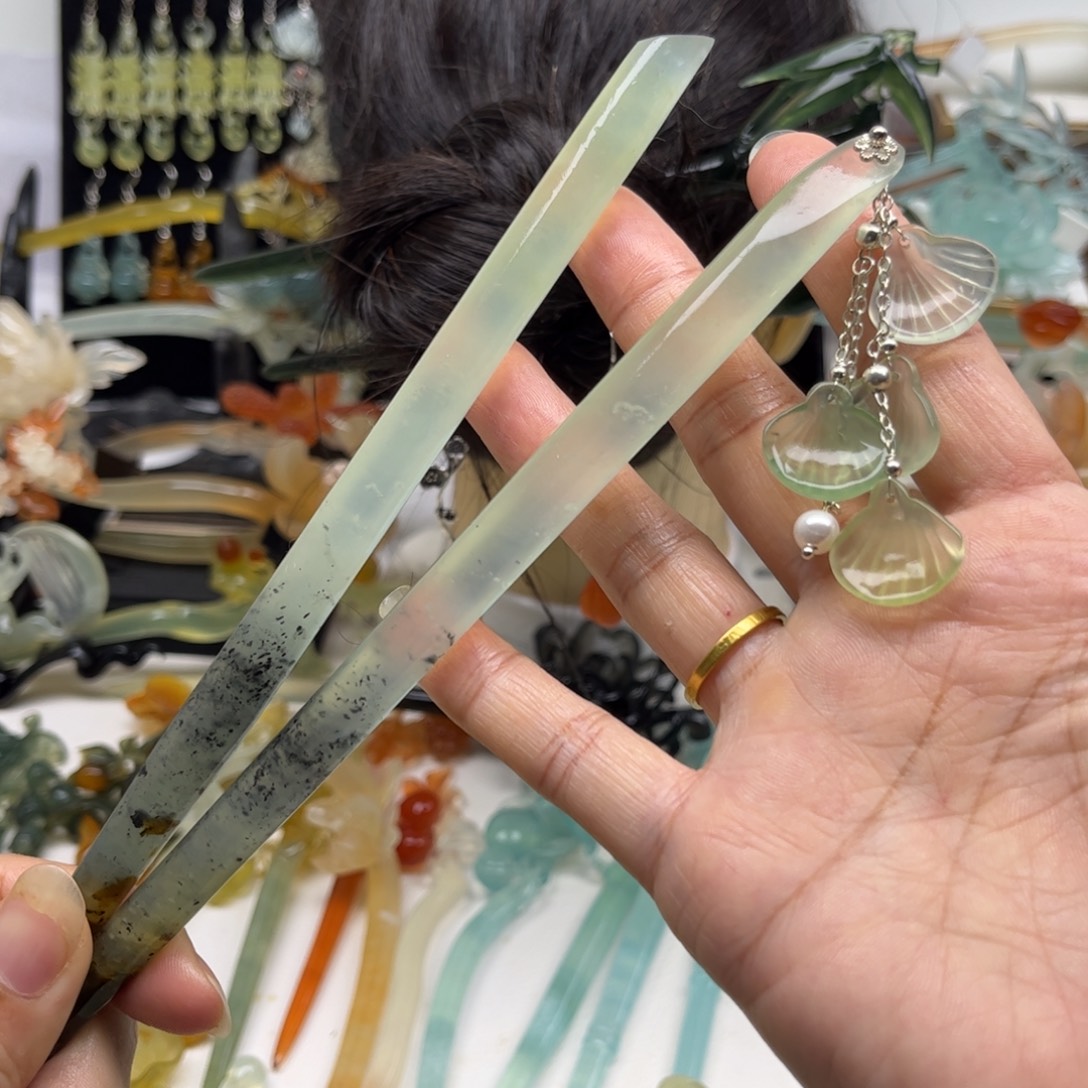 合金蛇纹石玉发簪