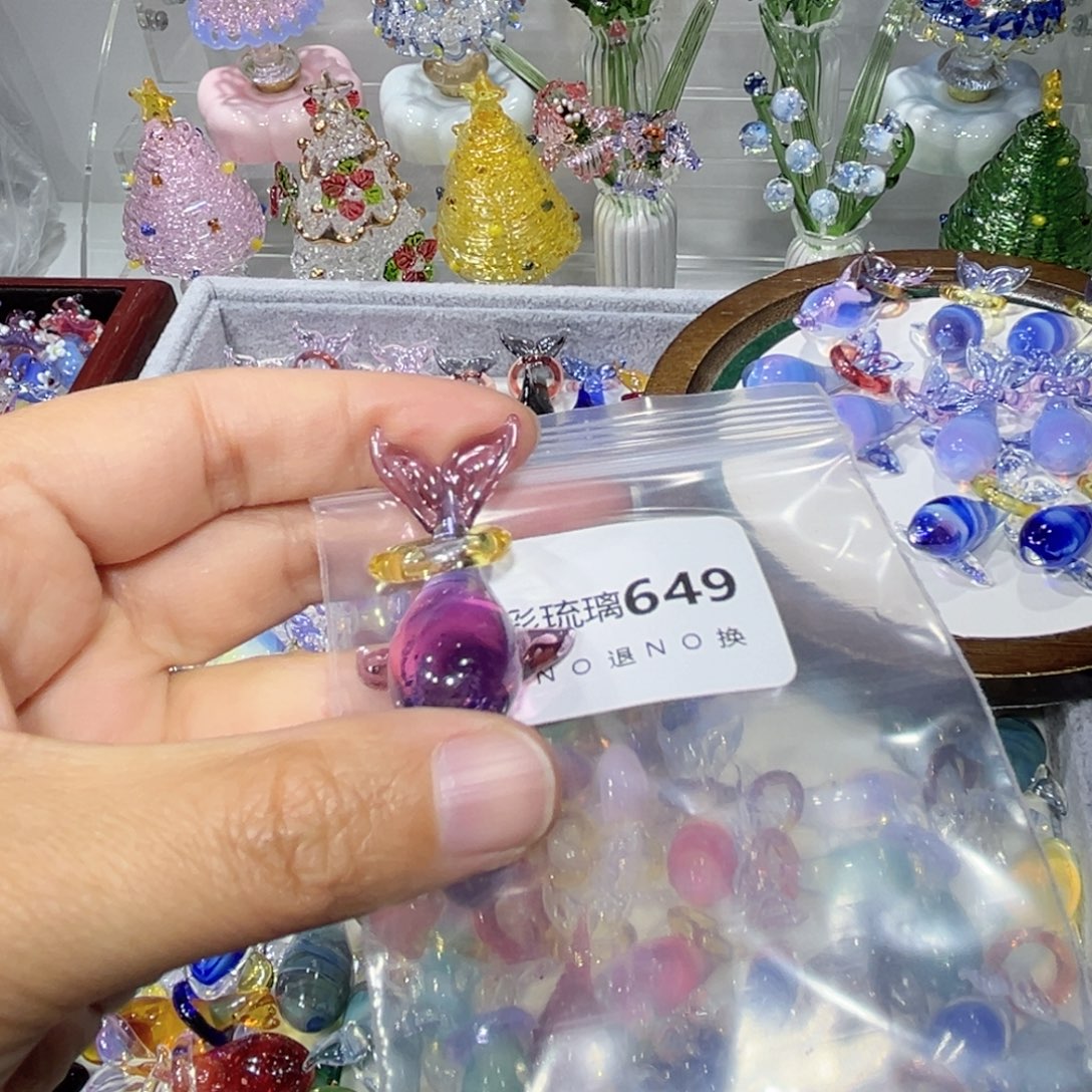 ****୭玻璃颈饰649鲸鱼一个