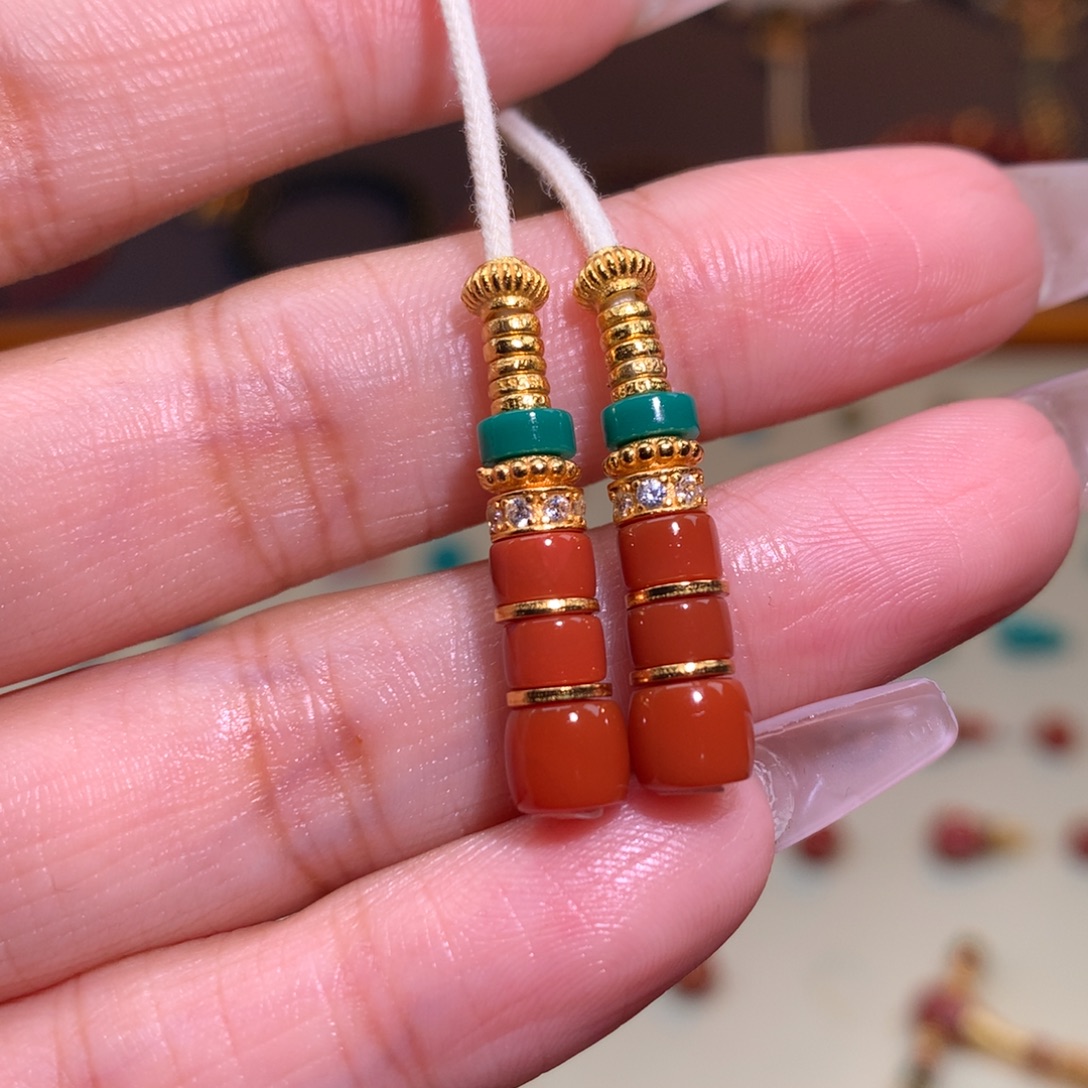 南红玛瑙未镶嵌颈饰