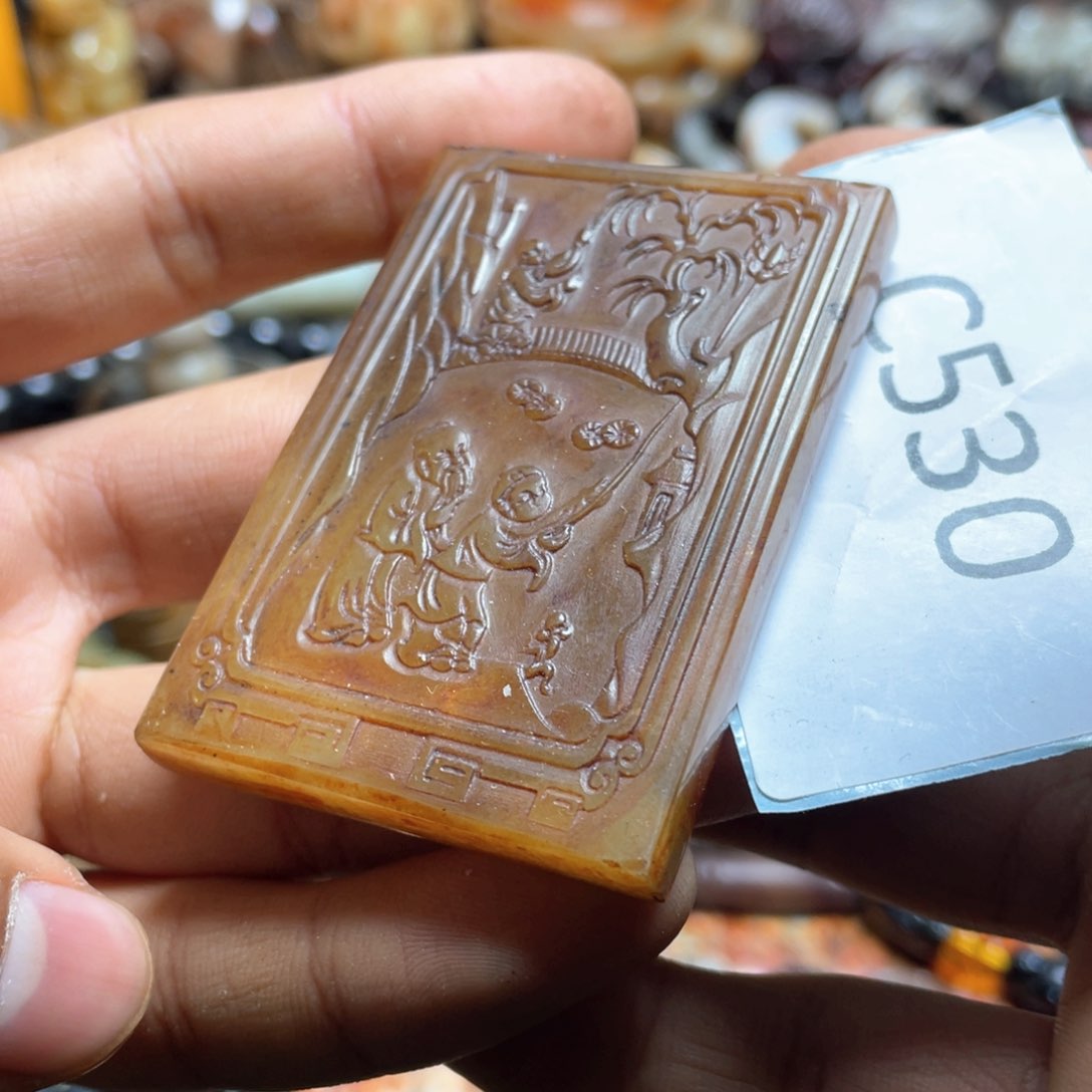 和田玉（糖玉）挂件未镶嵌