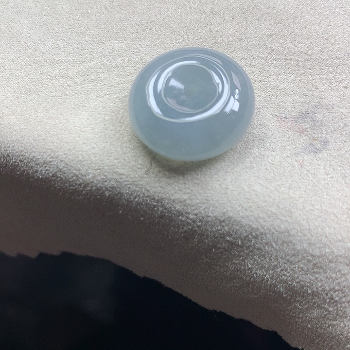翡翠颈饰未镶嵌吊坠