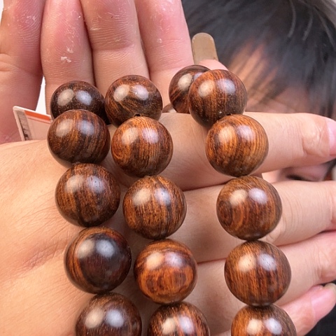 黄花梨/降香黄檀黄花梨卡1.5手串