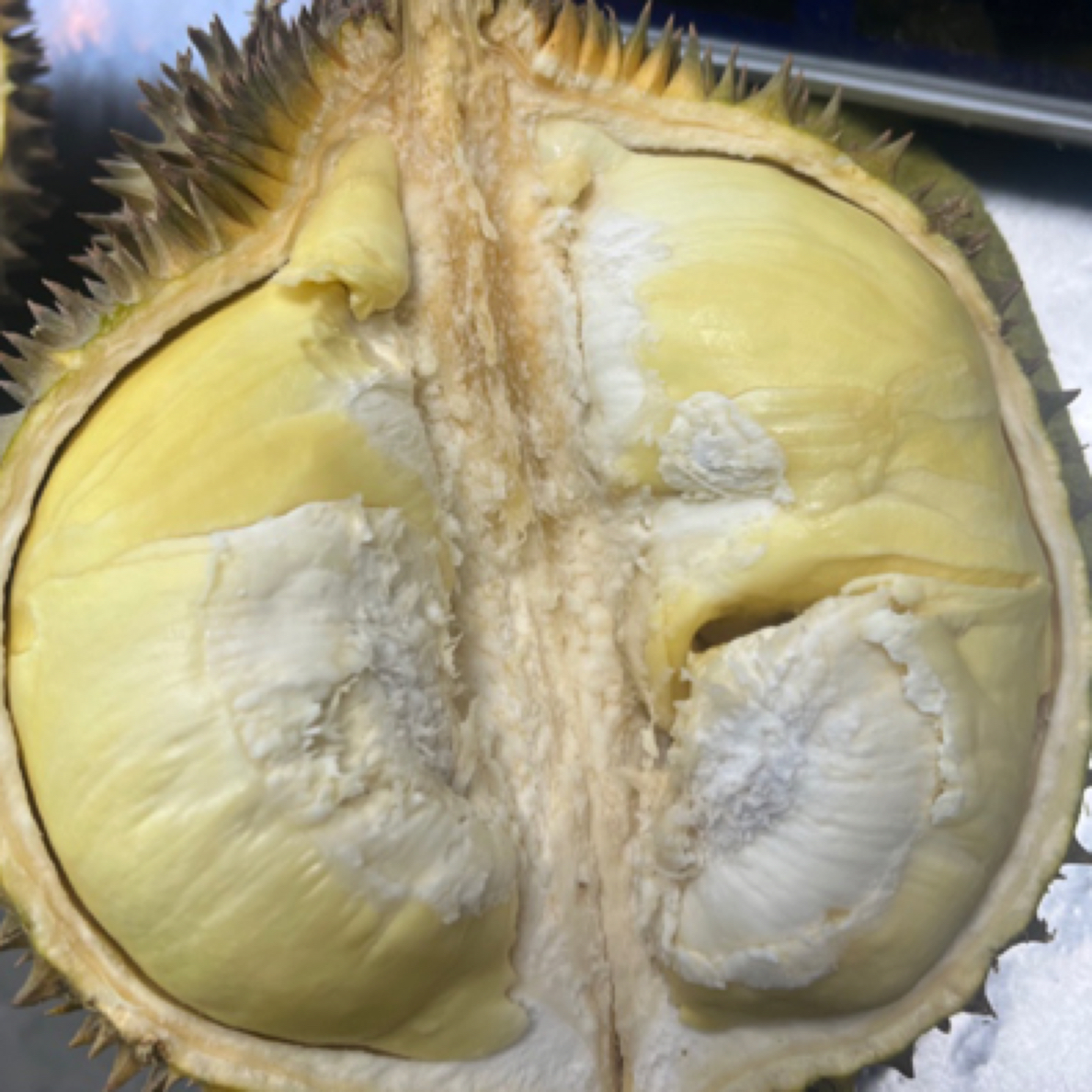 新鲜泰国榴莲夹生熟过榴莲介意勿拍，不扯皮不果嗦！kg 核小金枕泰国